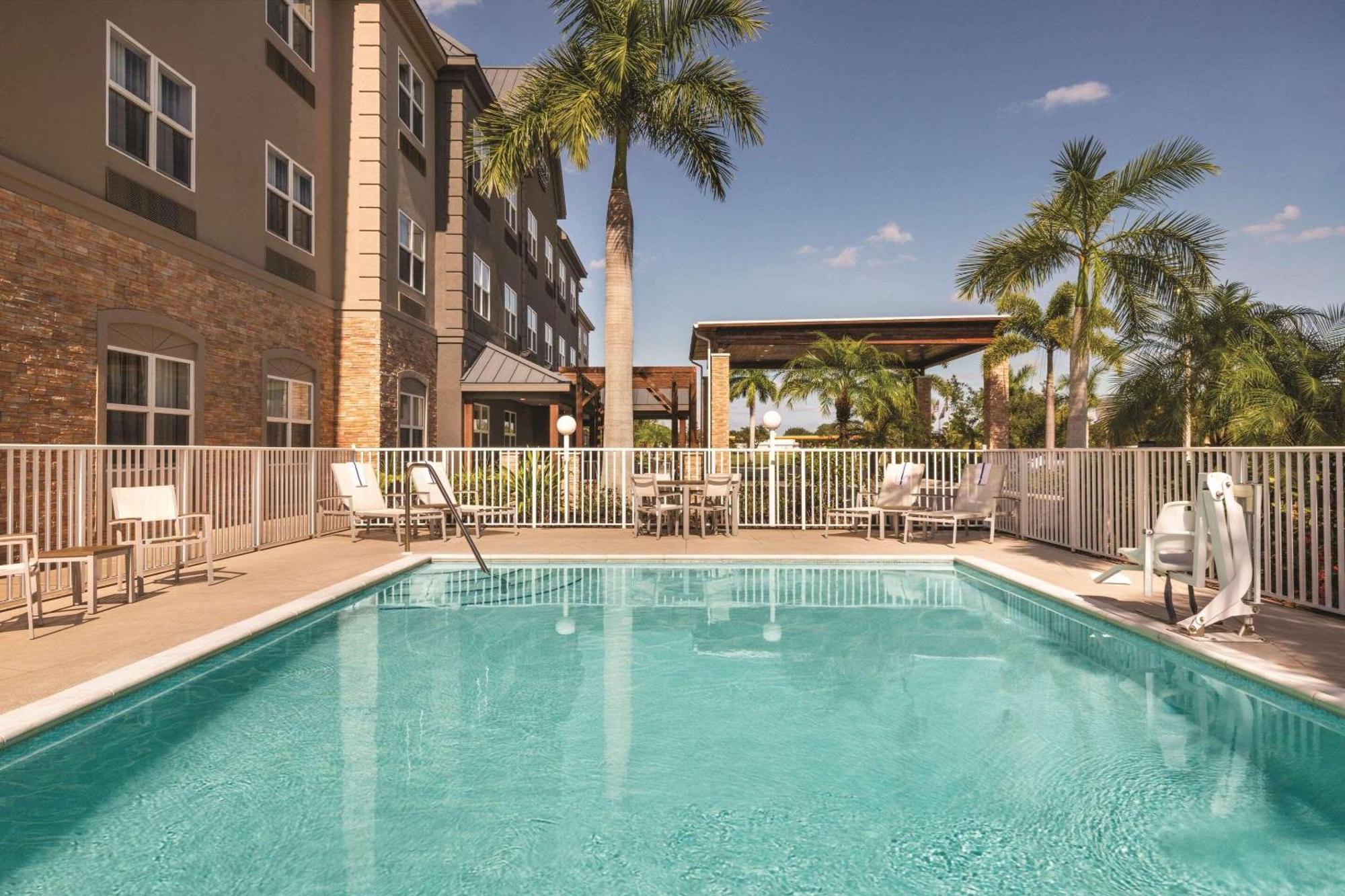 Country Inn & Suites By Radisson, Bradenton-Lakewood-Ranch, Fl المظهر الخارجي الصورة